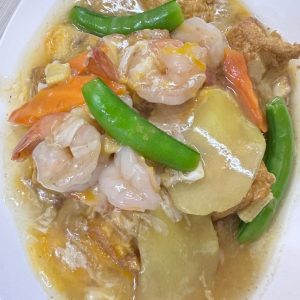 L02 豆腐虾球 Beancurd w. Prawns