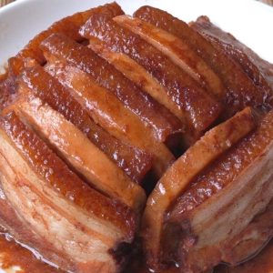 G05 芋头扣肉 Steam Pork Belly w. Yam