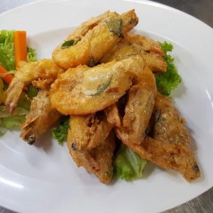 D06 咸蛋明虾 Prawn with Salted Eggs